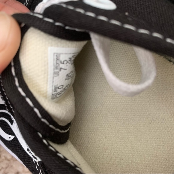 Sold.Vans Authentic - Picture 4 of 5